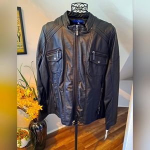 Kohl's Apt 9 Women's Black Leather Jacket (XXL)